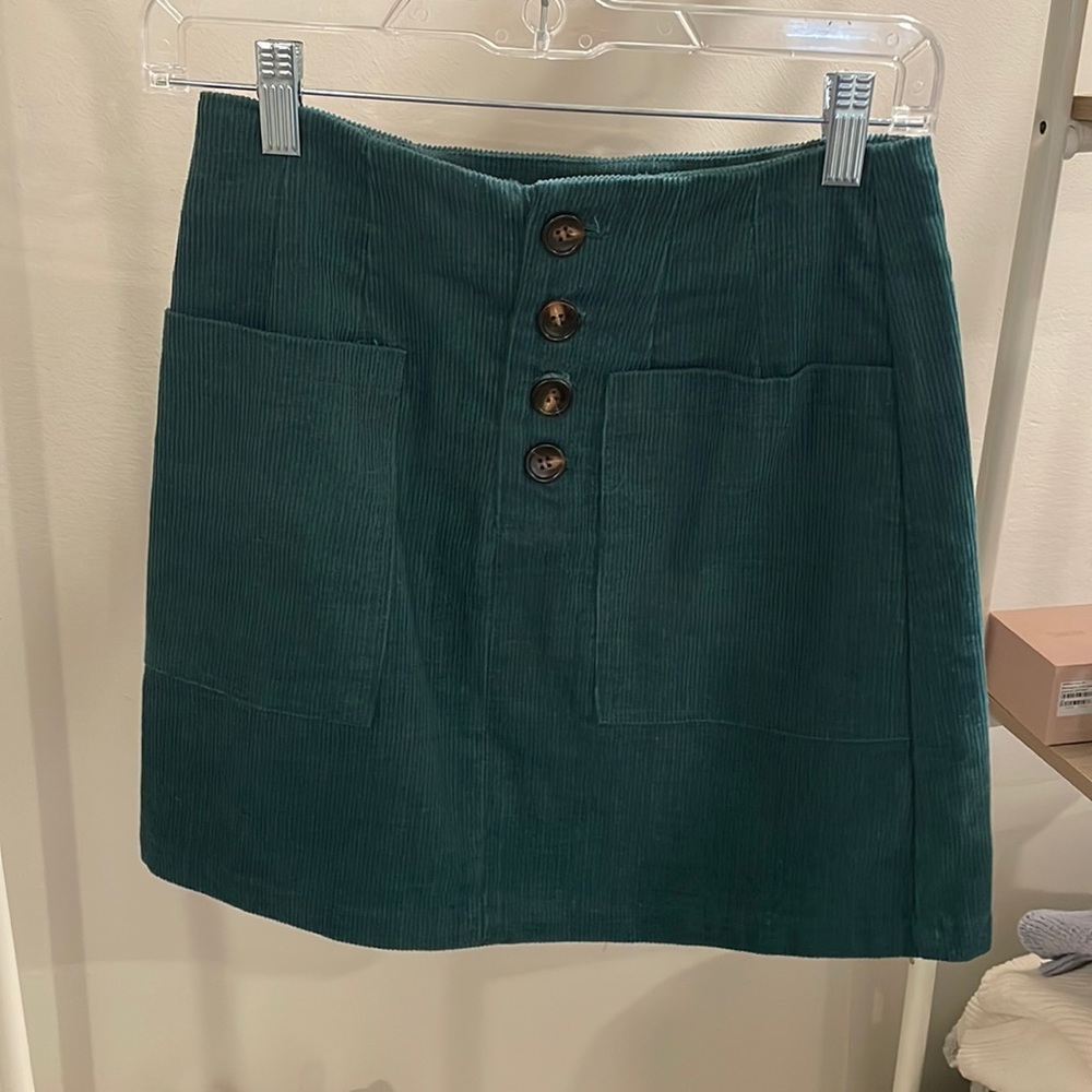 Hunter green corduroy skirt! New with tags